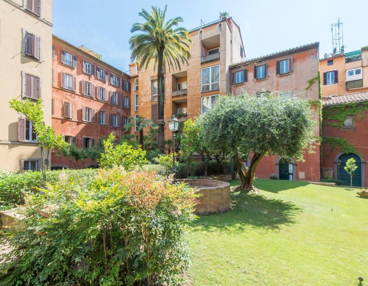Apartamento Trevi Luxury With Terrace Roma Exterior foto