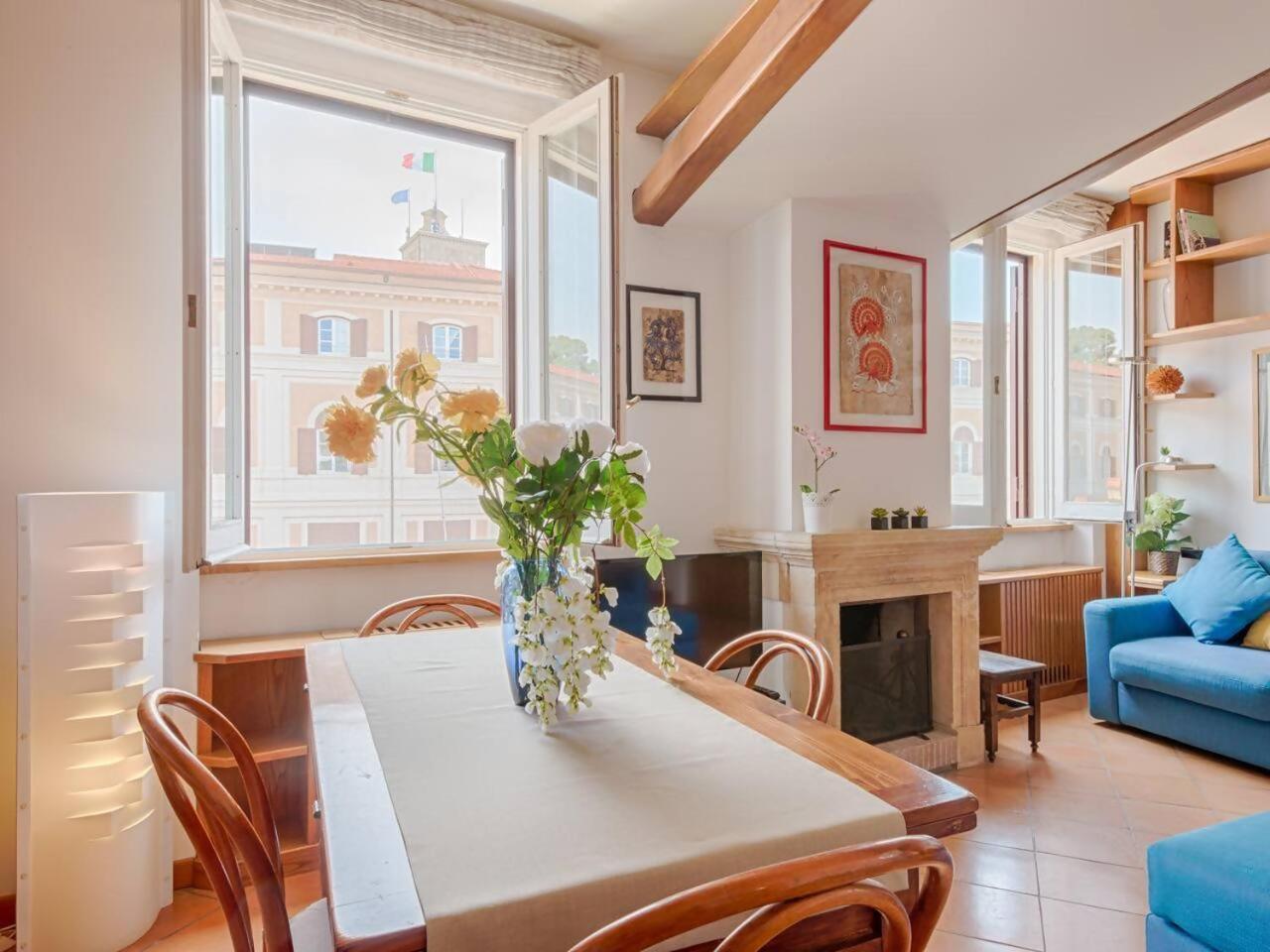 Apartamento Trevi Luxury With Terrace Roma Exterior foto