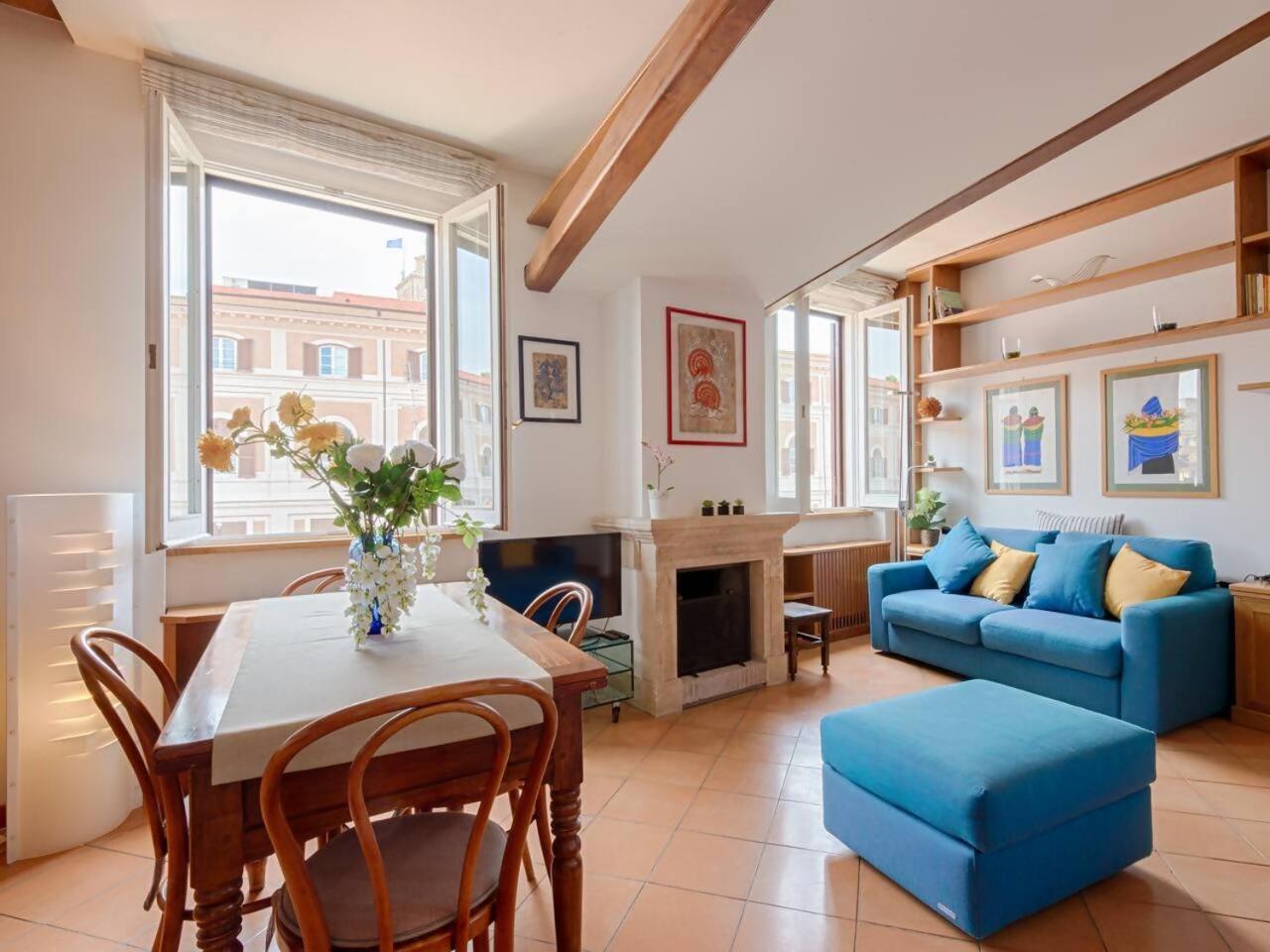Apartamento Trevi Luxury With Terrace Roma Exterior foto